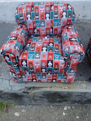 Vendo essa linda poltrona infantil