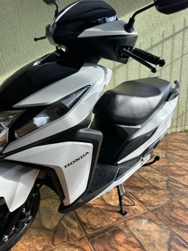 Honda Elite 2025 - Praticamente nova