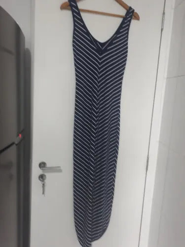 Vestido malha longo listrado pequeno