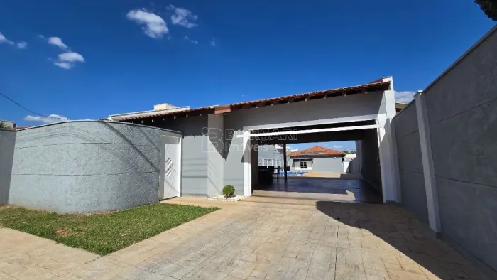 Venda de Casas / Condomínio na cidade de Araraquara