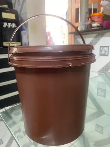 Baldes plasticos