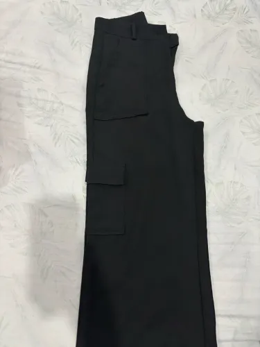 Vende- se algumas roupas pouco usadas