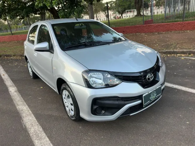 Toyota Etios X 1.3 Flex 16V 5P Mec. 2019