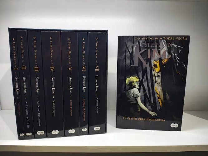 Box de livros - A Torre Negra: Completo + O Vento pela Fechadura