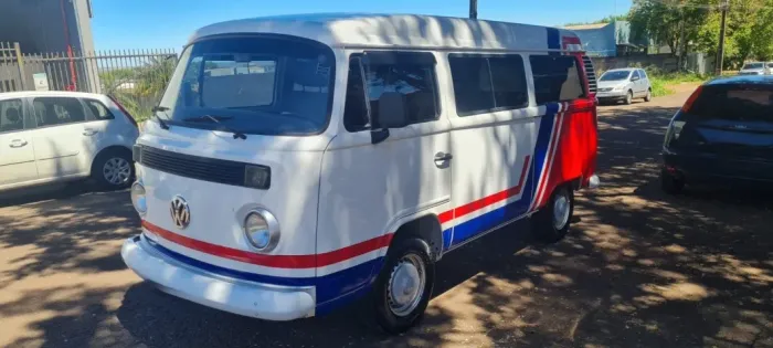 Volkswagen Kombi Standard/ Luxo/ Serie Prata 2004