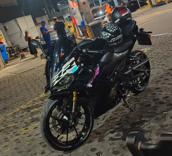 SBM250s (Full Black)