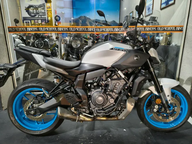 Yamaha MT 07 2026 único dono apenas 1600 