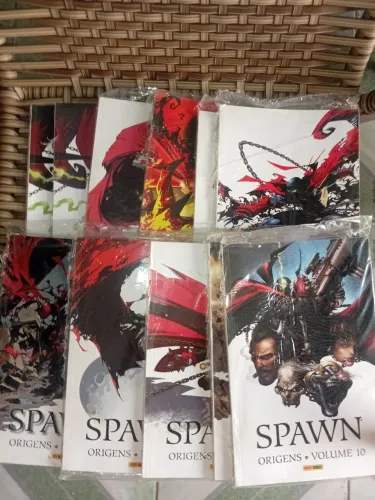 Vendo coleção de HQs Spawn da Panini