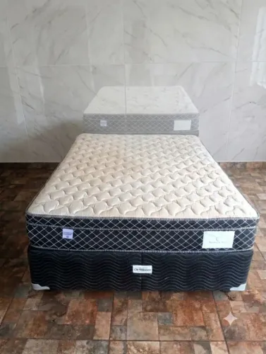 Linda cama box casal toop