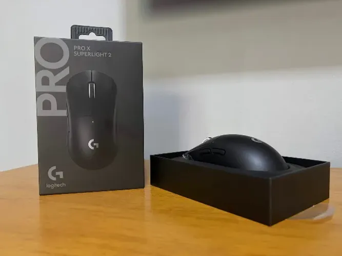 Logitech G Pro X Superlight 2 - Lacrado