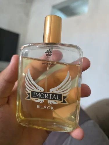 Perfume árabe Amadeirado