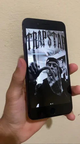 iPhone 8 Plus