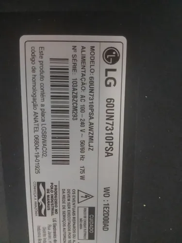 Tv de 60 LG retirada de peças