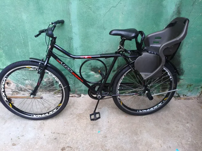 Vendo uma linda bicicleta barra forte