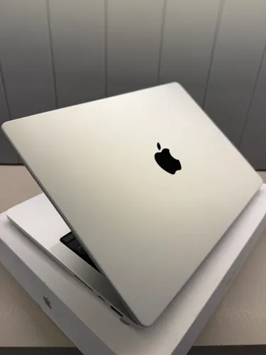 MacBook Pro M4 Pro 2024 24GB 512SSD 14? - SEMINOVO - LOJA FÍSICA 