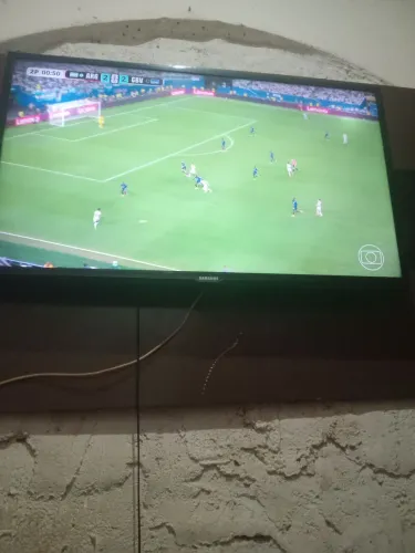 Eu estou precisando desapegar de uma TV de LCD 300.00 *