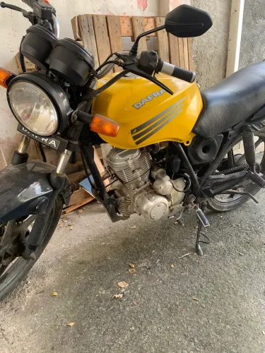 Vendo moto 150