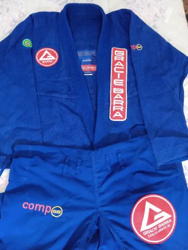 Kimono de Jiu Jitsu Gracie Barra Everyone Pré Encolhido Azul A2