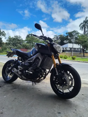 Yamaha MT 09 com ABS