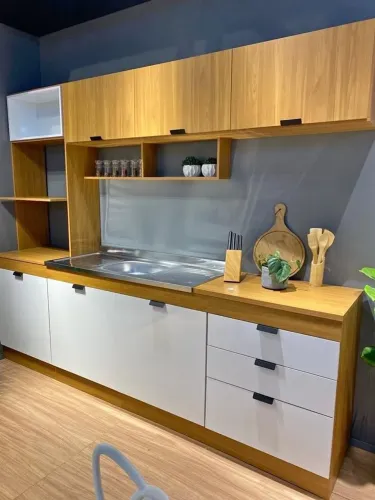 COZINHA COMPACTA COM ESPAÇO PARA ELETROS 
