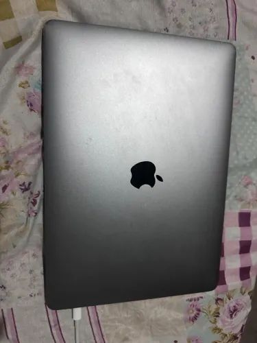 MacBook