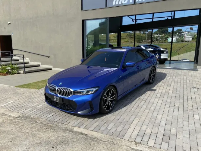 BMW 320I 320i 2024