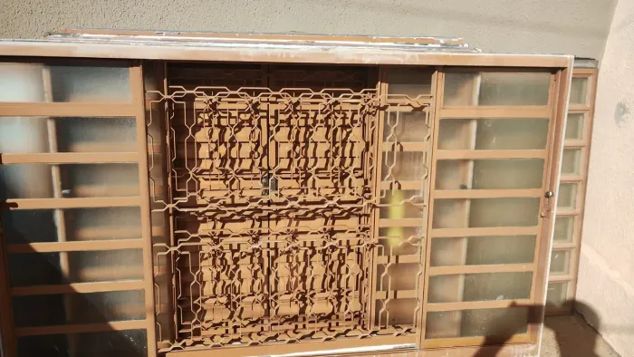VENDO PORTAS E JANELAS DE FERRO SASAZAKI 
