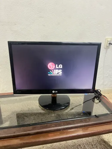 Monitor LG Flatron 23 POLEGADAS IPS LED Full HD - Perfeito para Trabalho, Estudo e Jogos!