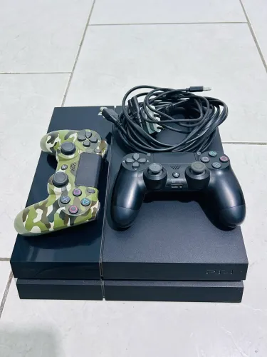 PS4 SLIM 500 GB