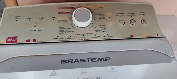 Vendo máquina funcionando perfeitamente 11 quilos