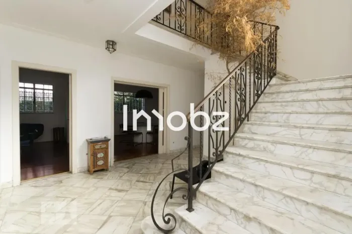 Casa à venda - Rua Zapara - São Paulo - SP - CEP: 05434-030
