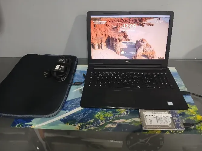 Notebook DELL Inspiron 15 I7, 16 Gb RAM, SSD 240 Gb, 15 Pol, WIN11 + HD Externo Backup
