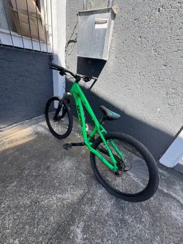 Bicicleta Gios aro 26
