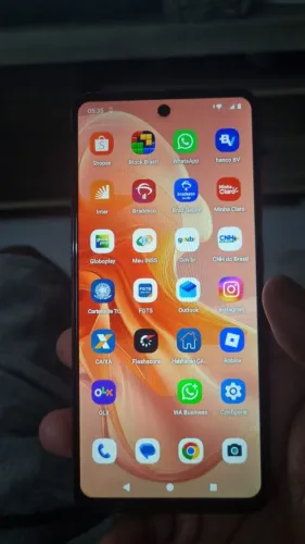 Uma moto G04 estado de movo