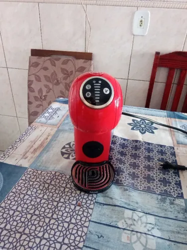 Cafeteira Nescafé Dolce Gusto Genio S Touch Arno - Vermelha