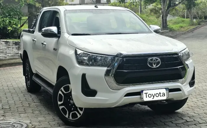 Toyota Hilux CD 4X4 2.8 Diesel Mec. 2022