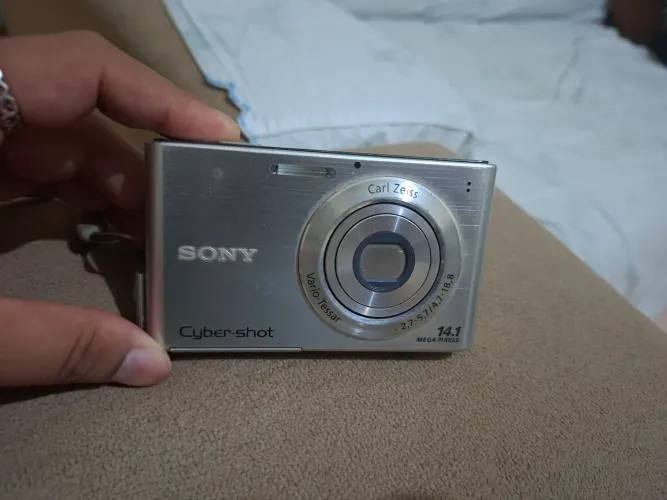 Máquina fotográfica Sony 
