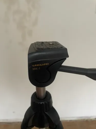Tripé Vanguard MK - 1