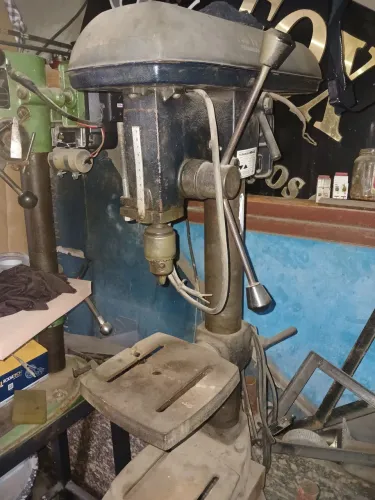 Furadeira de bancada shulz 5/8
