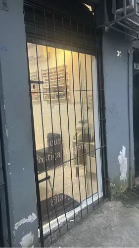 Portão e grade pra condensadora 