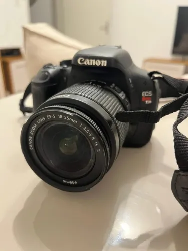 Canon EOS Rebel T3i (600D)