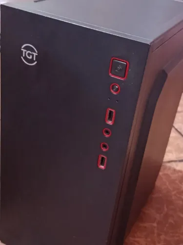 Gabinete Mid Tower para Computador