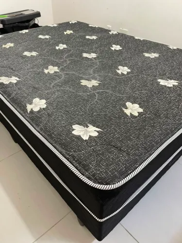 Cama casal Box