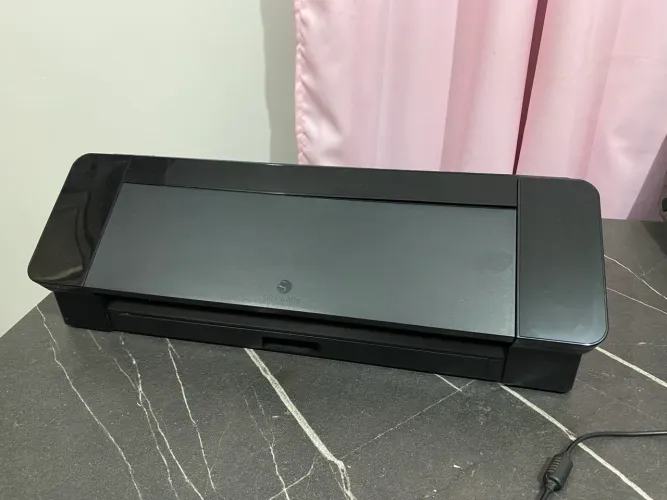 Silhouette Cameo 4