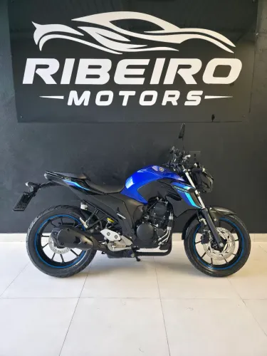 Fazer 250 2024 Nova sem detalhes