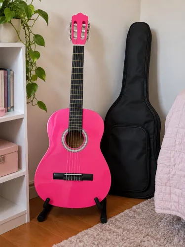 Violão Rosa com Capa - Pouquíssimo Uso e Muito Conservado