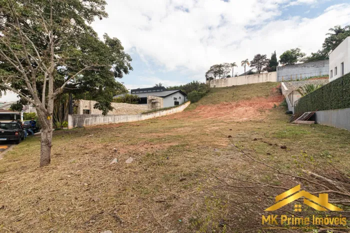 Terreno com Excelente Potencial Arquitetônico - TAMBORÉ 1