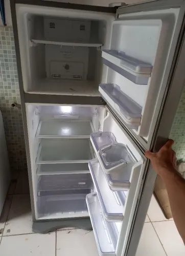 Geladeira eletrolux