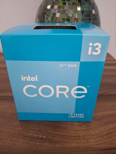 Processador Intel Core i3 12100 (com vídeo integrado)