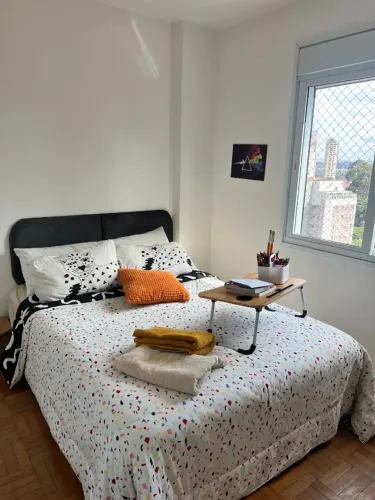 Cama de casal com box e colchão